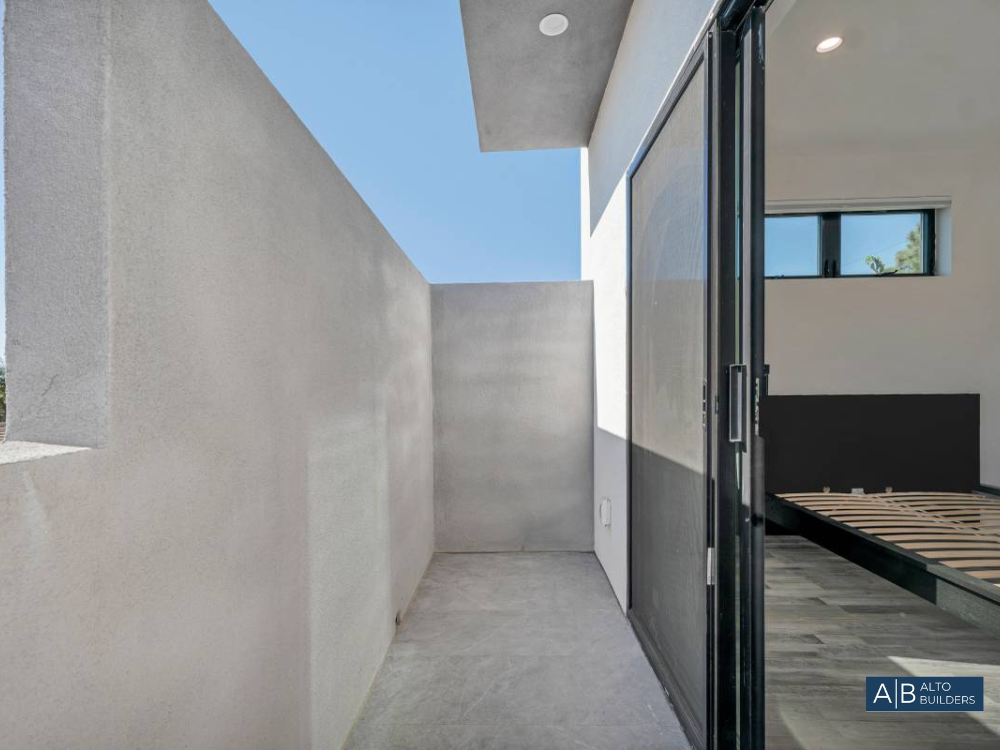 Alto Venice Modern ADU – Photo 11