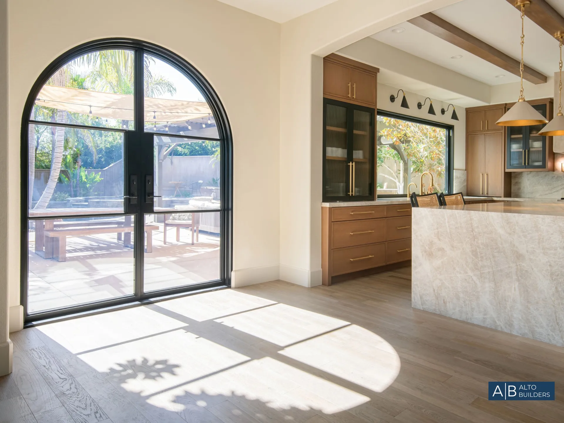 Encino Warm‑Contemporary Kitchen – Arched Patio Door & Morning Light