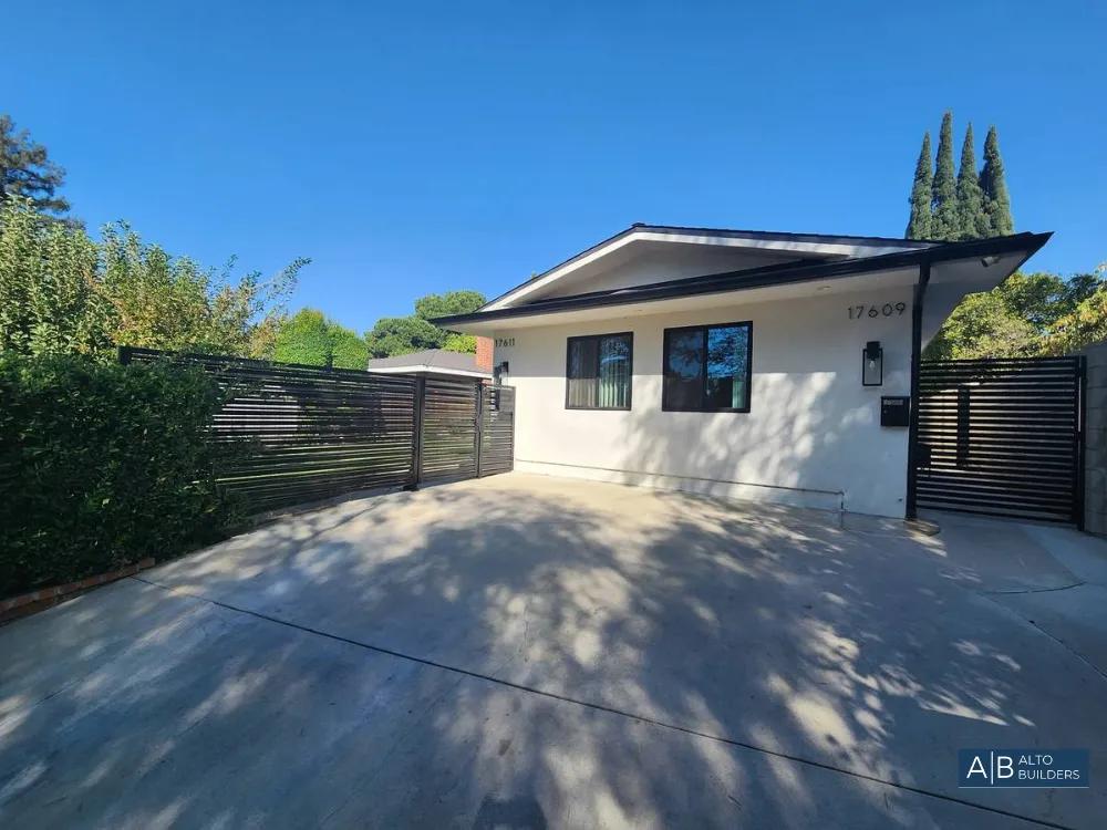 Lake Balboa Modern ADU – Overall Interior