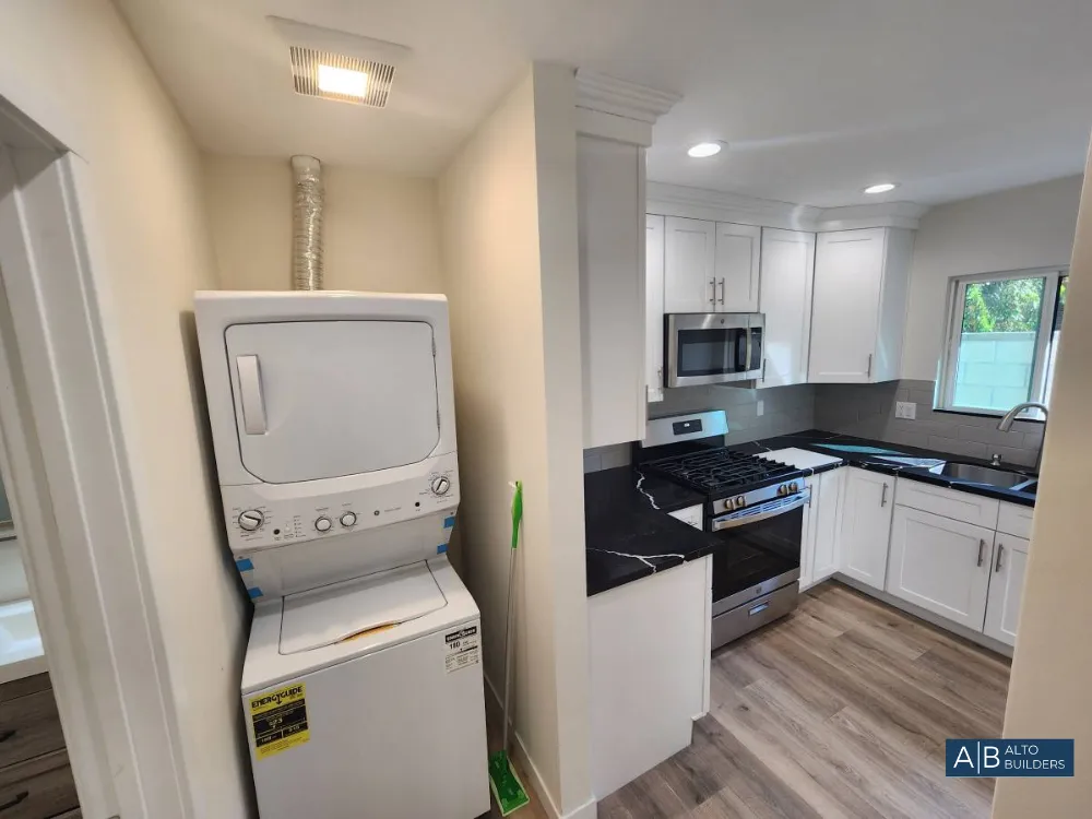 Lake Balboa Modern ADU – Living Area