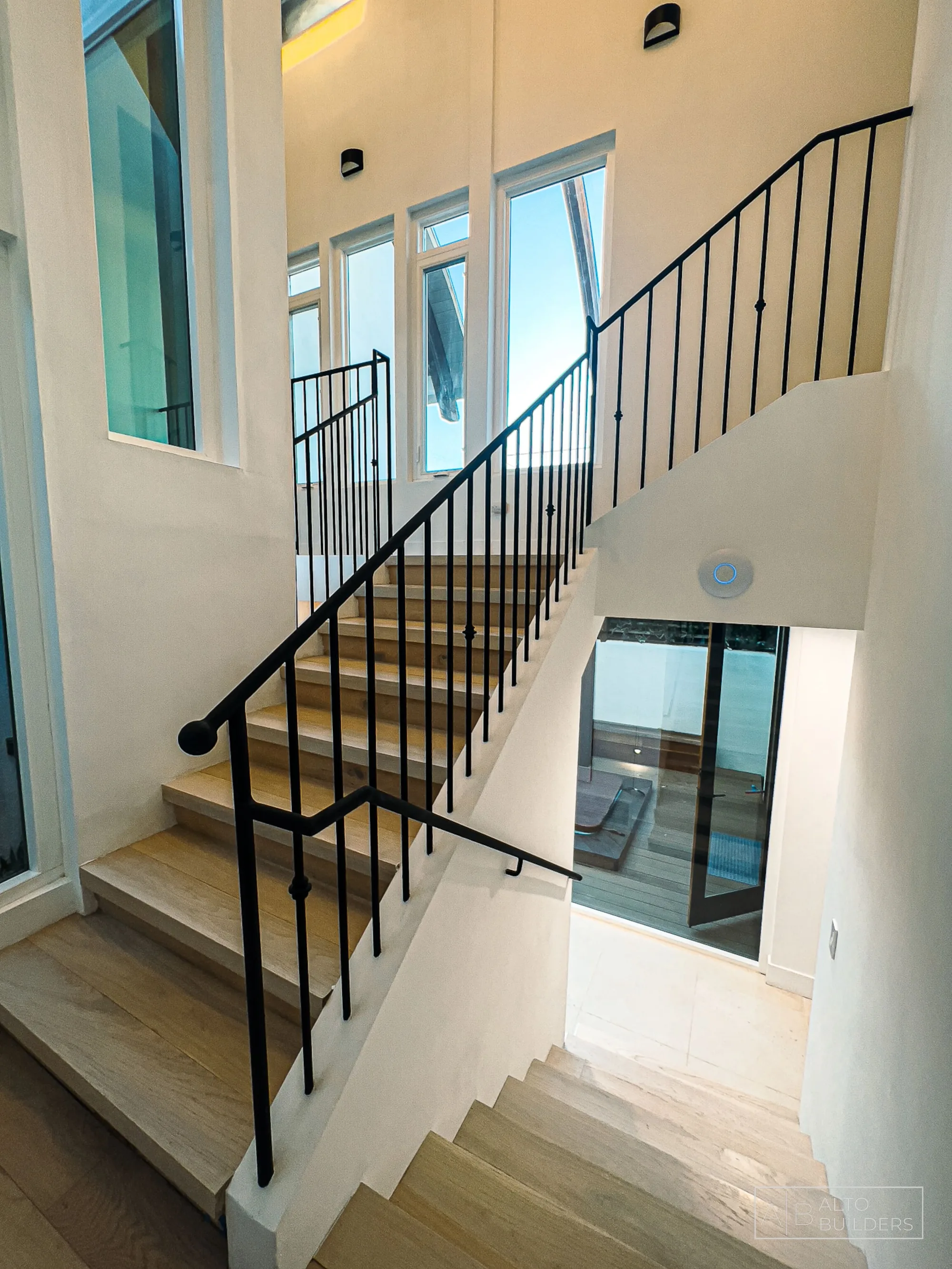 Venice Canal Residence - Photo 21