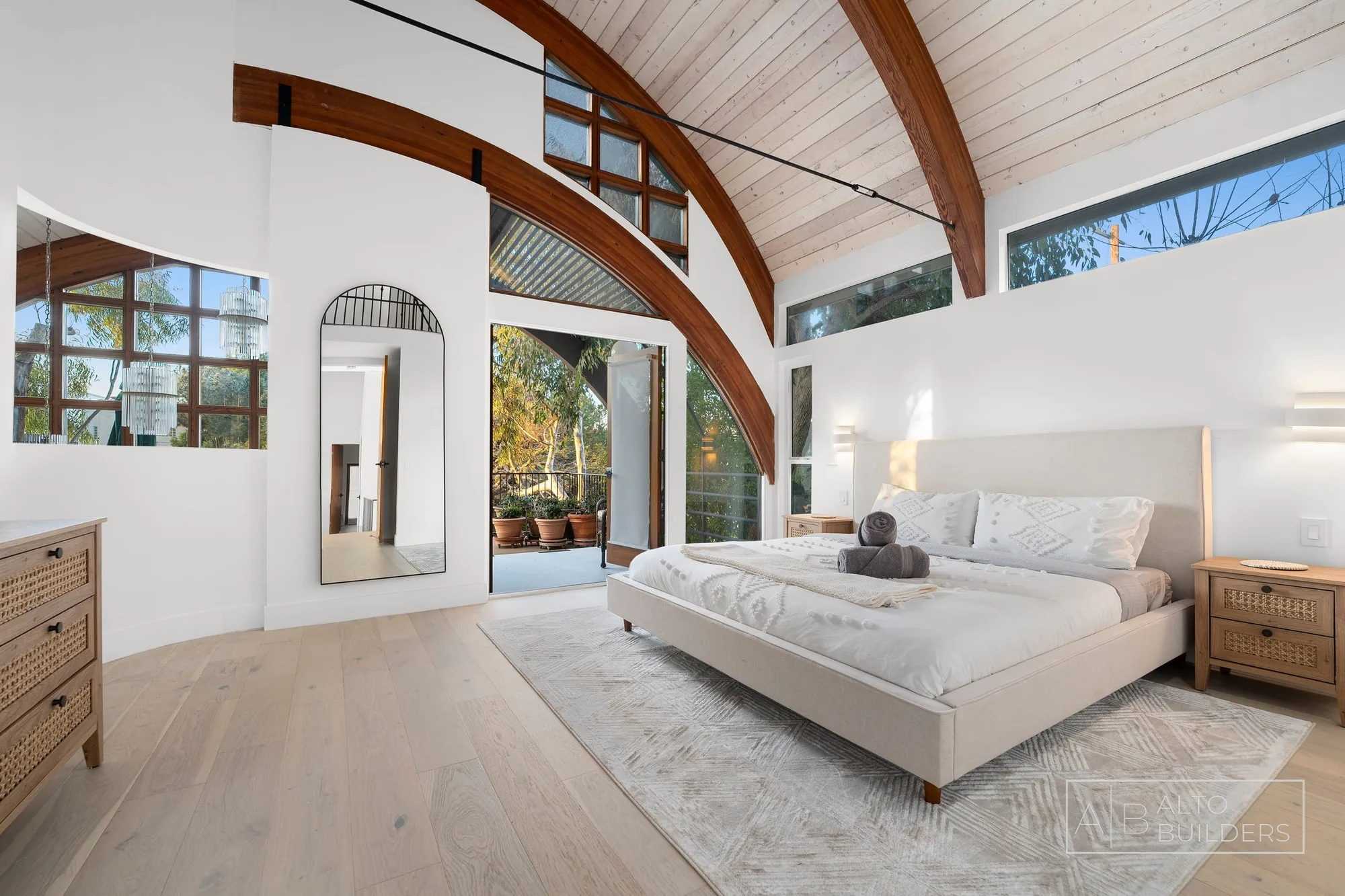 Venice Canal Residence - Photo 22