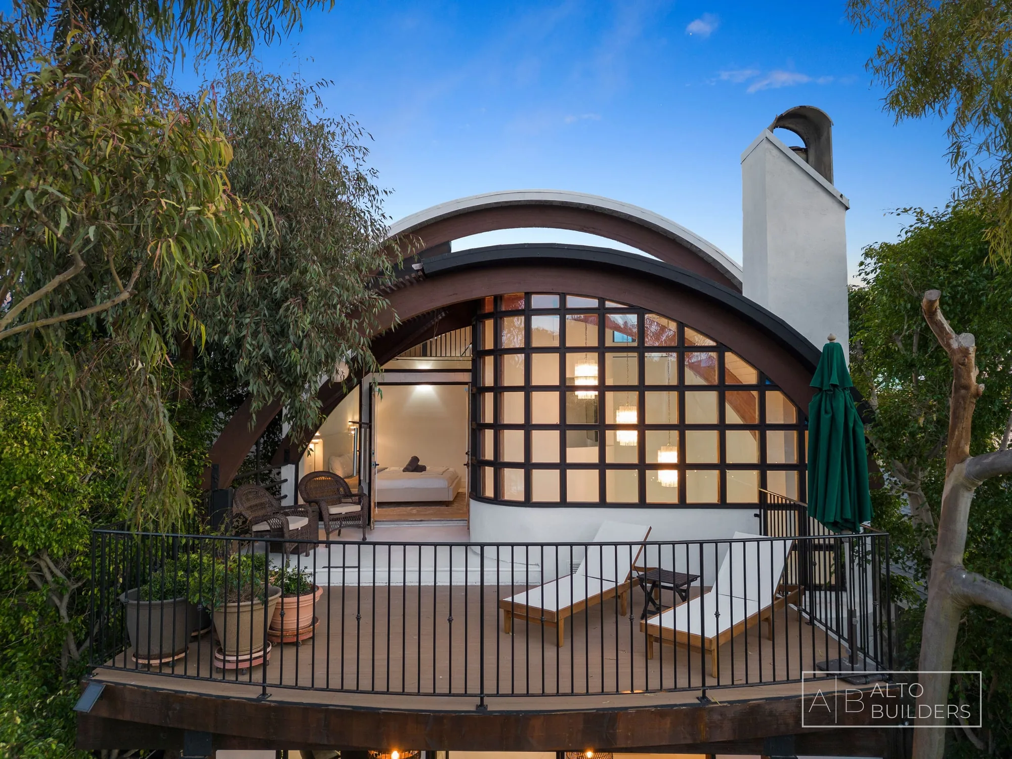Venice Canal Residence - Photo 24
