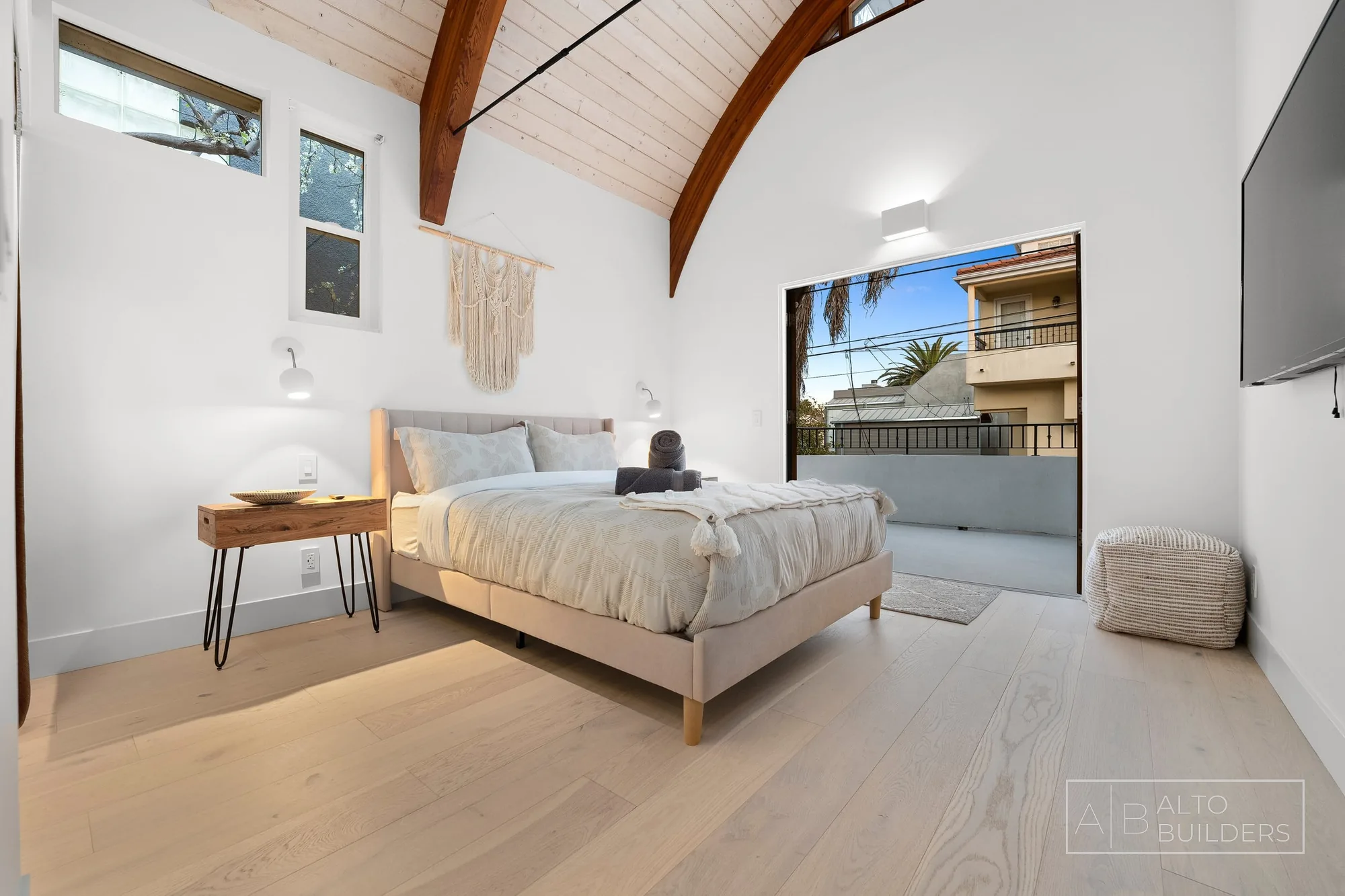 Venice Canal Residence - Photo 35