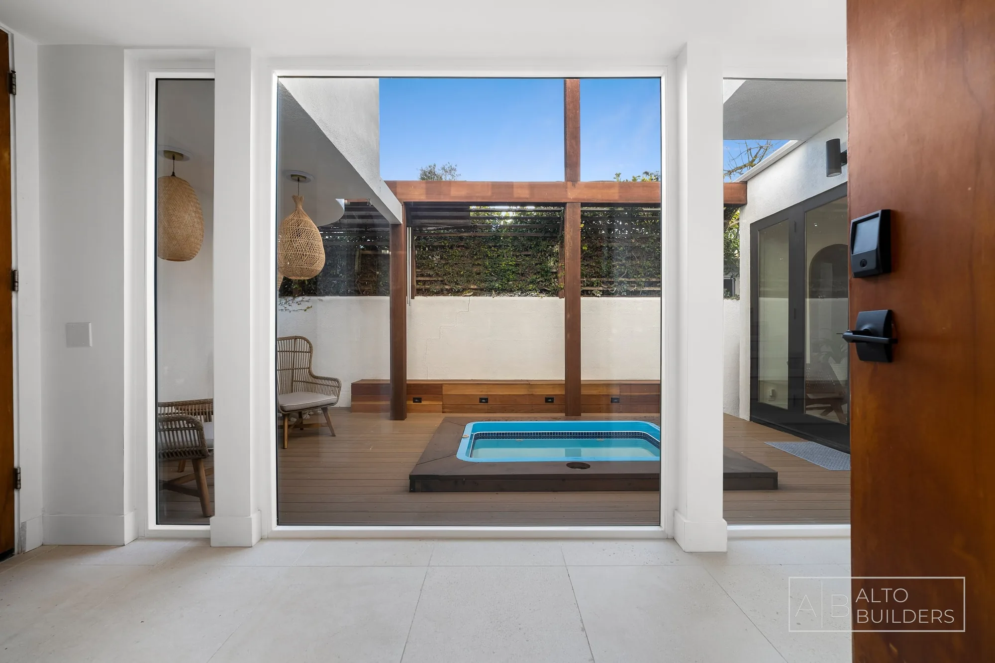 Venice Canal Residence - Photo 4