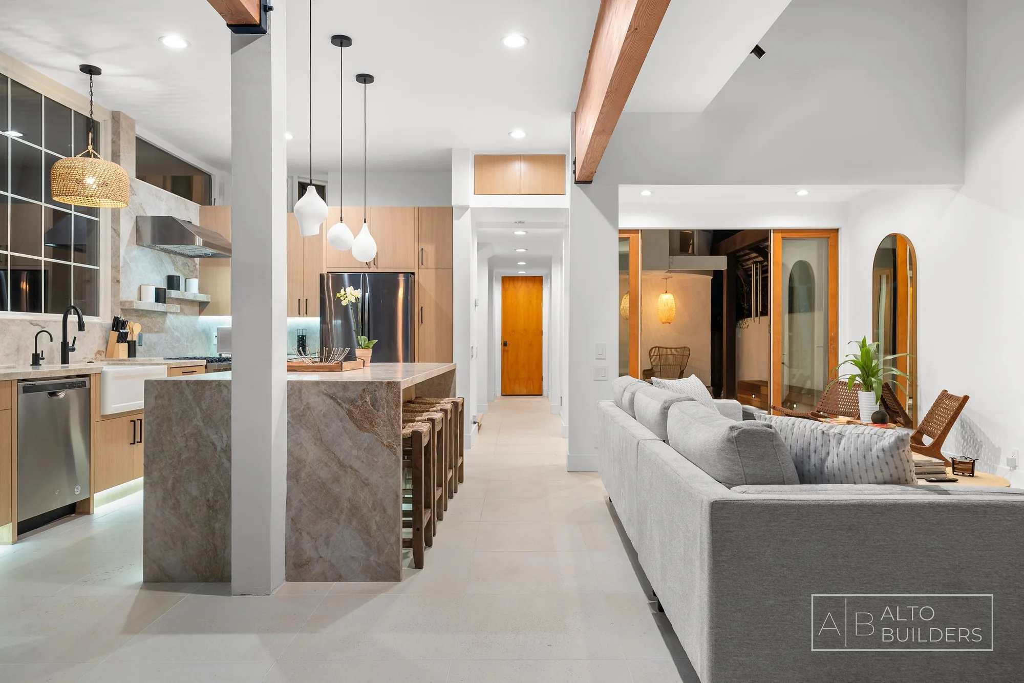 Venice Canal Residence - Photo 7